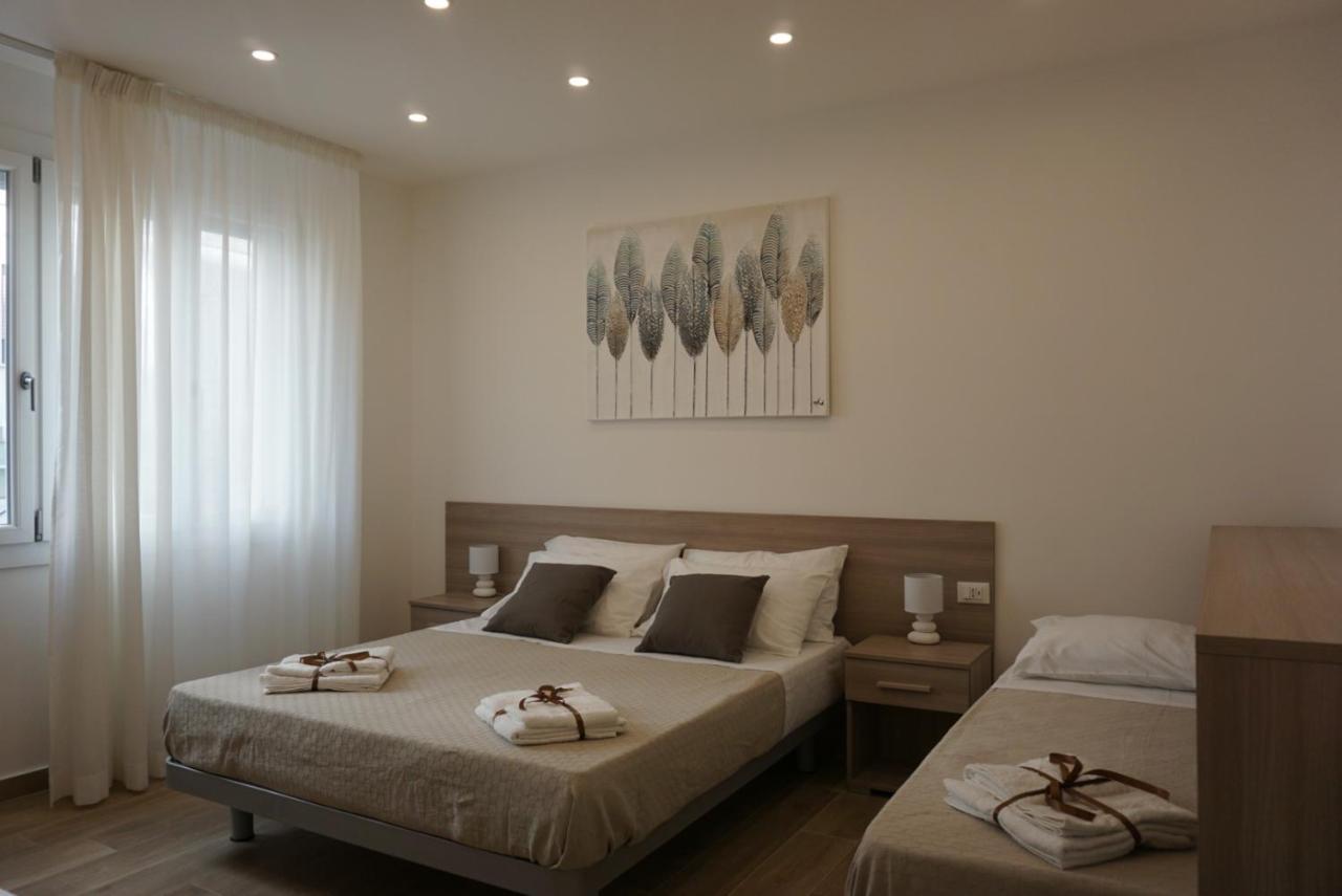 פלרמו Azzisa Holidays Suite מראה חיצוני תמונה