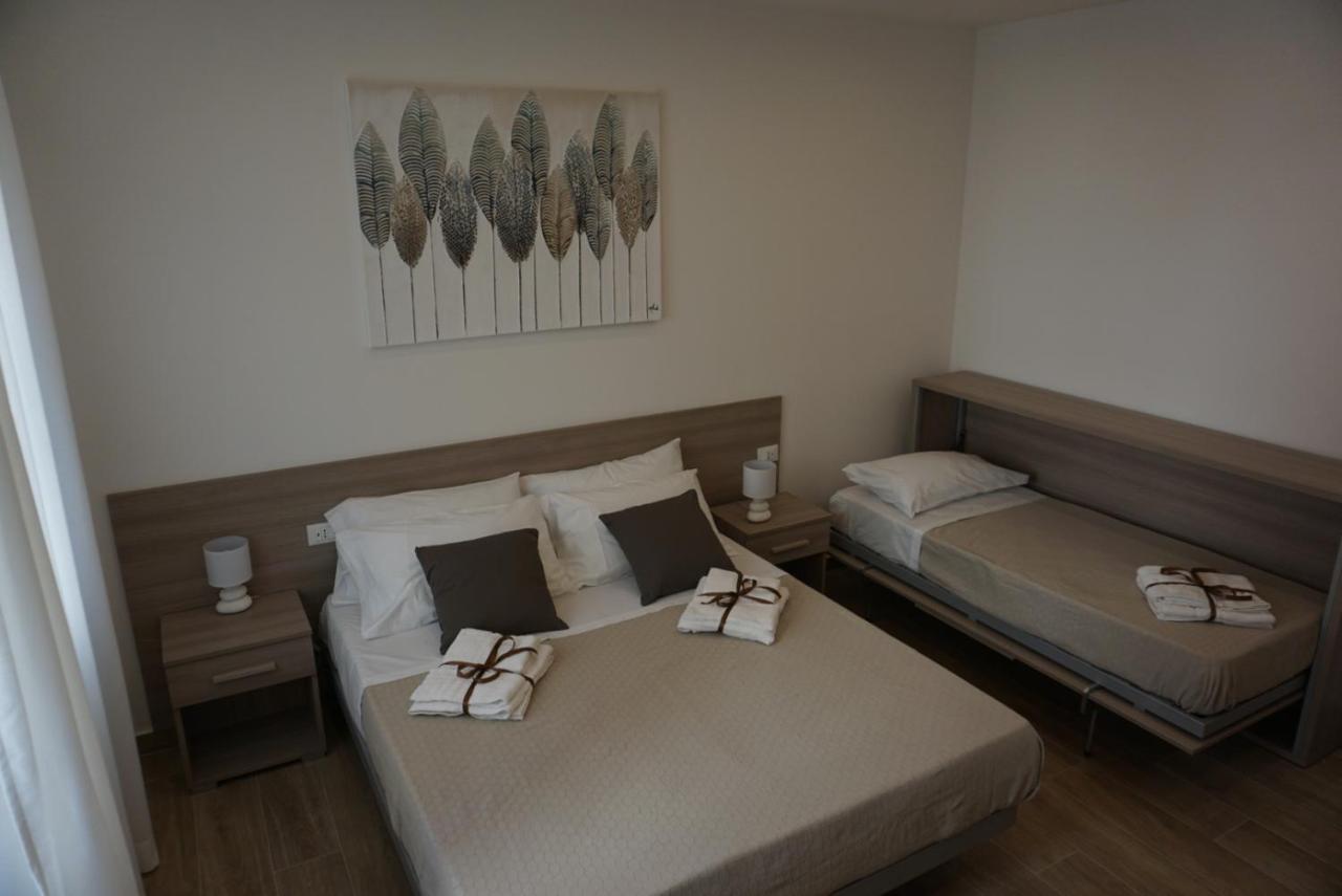 פלרמו Azzisa Holidays Suite מראה חיצוני תמונה